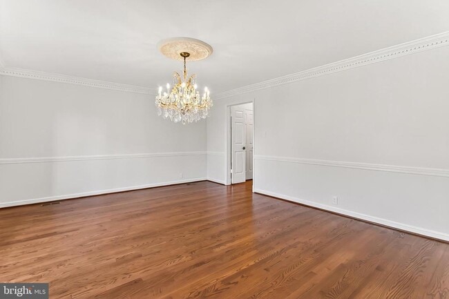 Building Photo - 6294 Dunaway Ct