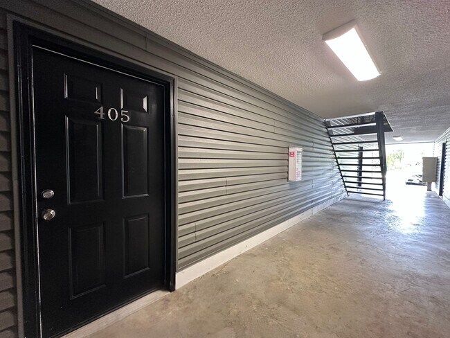 Building Photo - 3 Bedroom apartment in Maryville, TN!