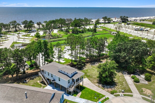 Building Photo - 1472 Georgia Pl