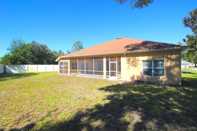 Building Photo - 76 Folson Ln