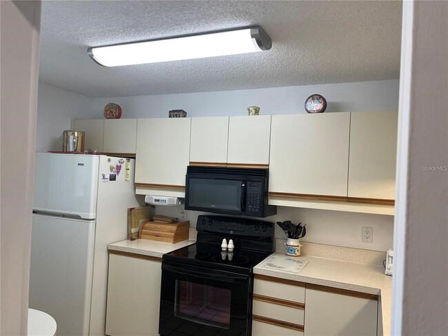 Building Photo - 5555 Ashton Way