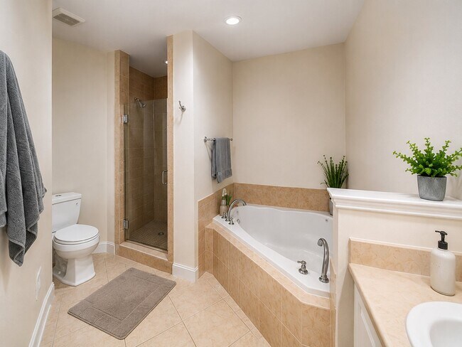 Building Photo - 12430 Ansin Cir Dr