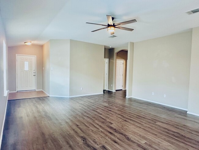 Building Photo - 416 Emma Rose Trail