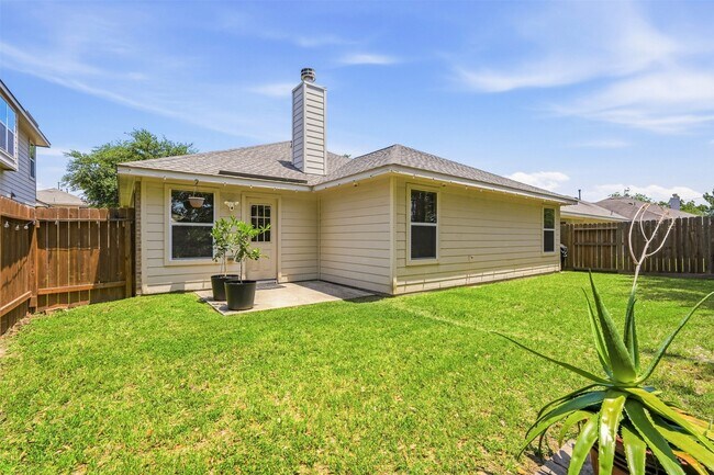 Building Photo - 8022 Atwood Hills Ln