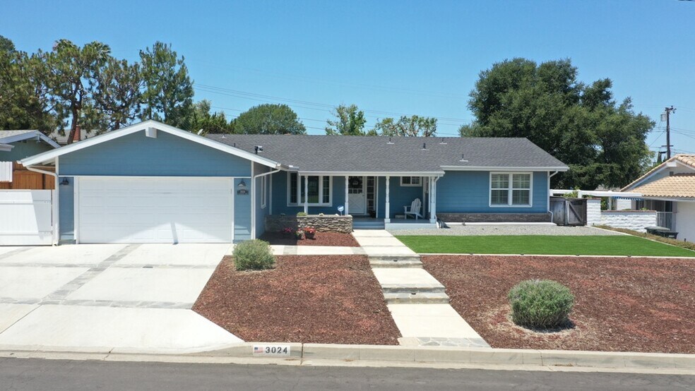 Building Photo - 3024 N Oceanview St