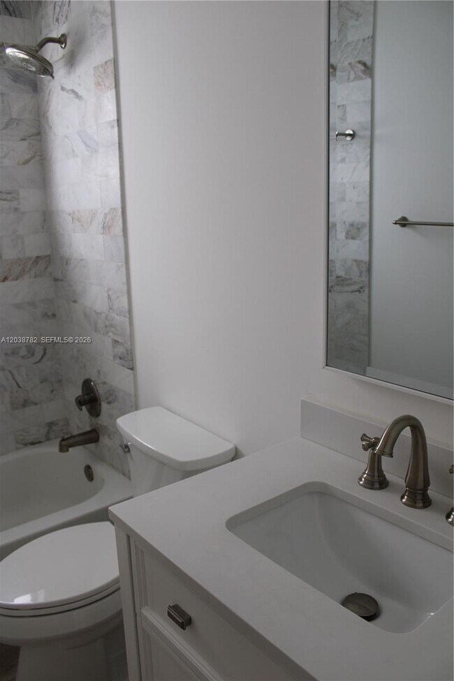 Building Photo - 3827 SW 88th Ct