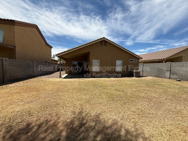 Building Photo - 2340 E Derringer Way