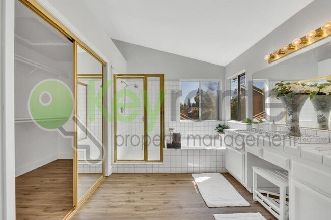 Building Photo - 2321 Eagle Ct