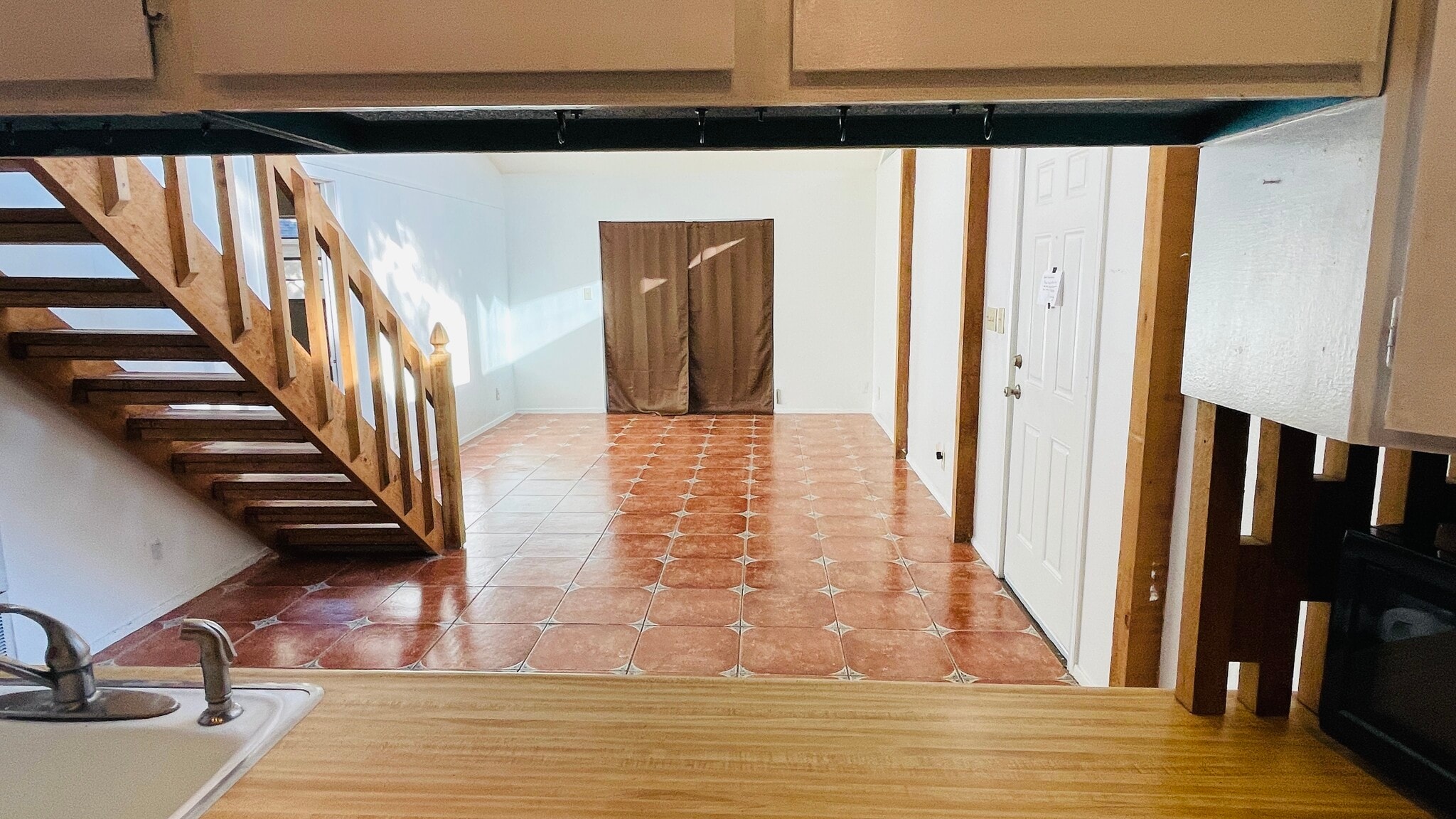 Building Photo - 302 Venture Blvd S