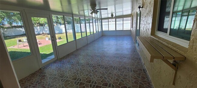 Building Photo - 644 Midiron Dr