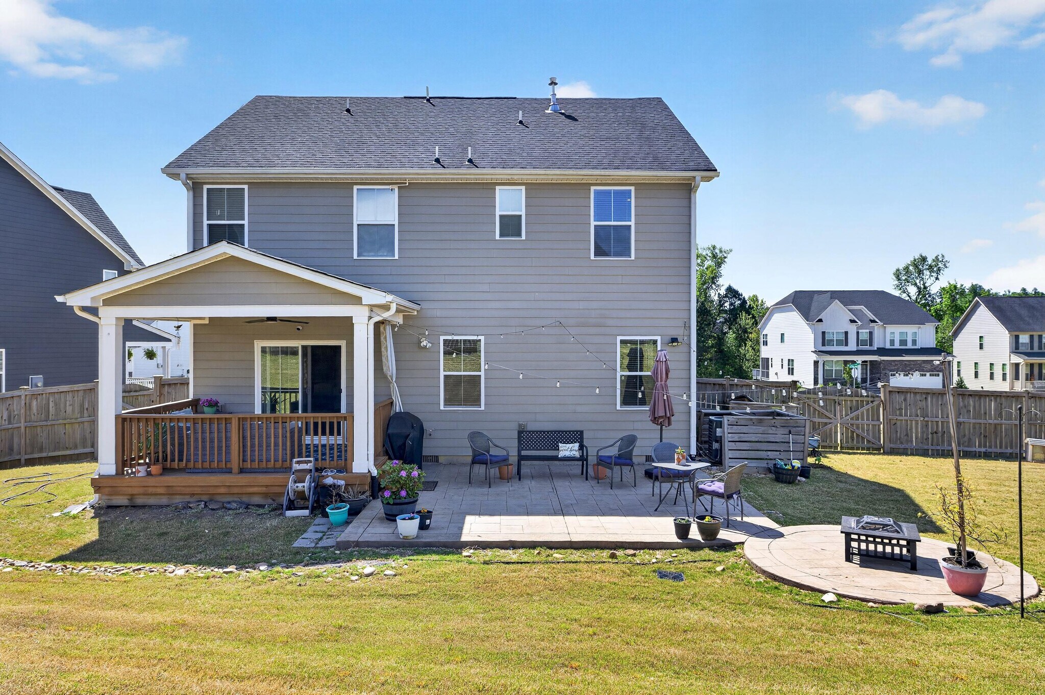 Building Photo - 201 Devon Fields Dr