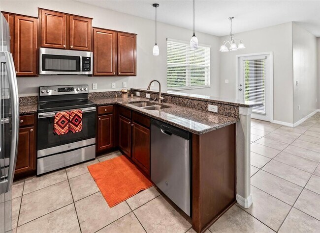 Building Photo - 15504 Florence Hollow Pl