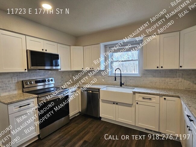 Building Photo - 11723 177th St N