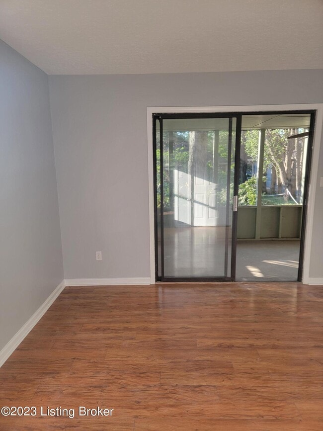 Building Photo - 10315 Amberwell Park Rd