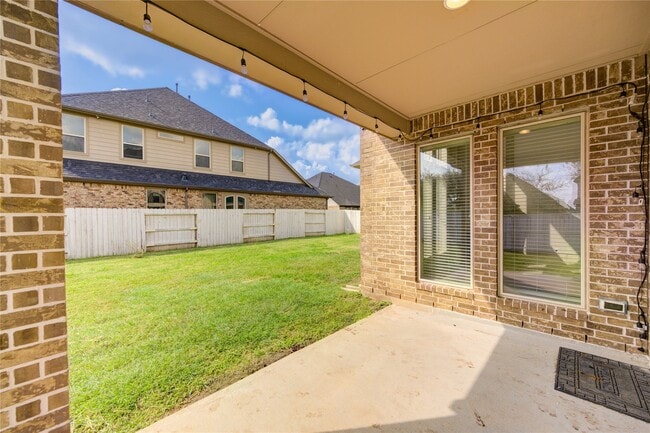 Building Photo - 6730 Sotoria Ln