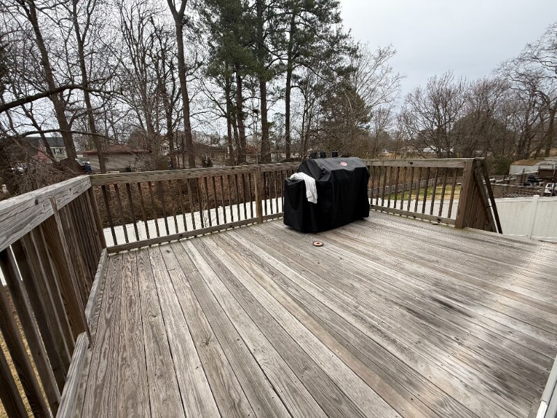 Building Photo - 1614 Hawthorne Dr