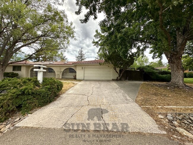 Building Photo - Ranch-style home with Spanish / Mediterran...
