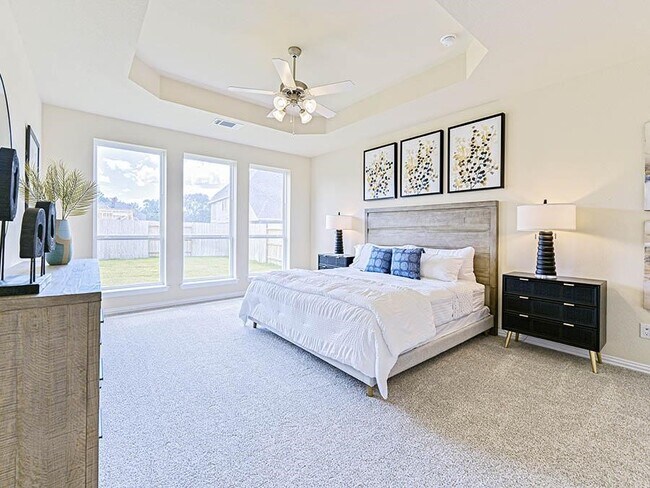 Building Photo - 173 Dina Ln