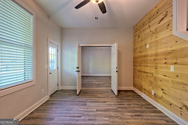 Building Photo - 18 Living Waters Wy