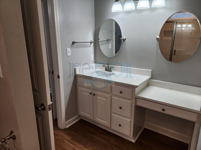 Building Photo - Gorgeous Find In West Little Rock! Reduced...
