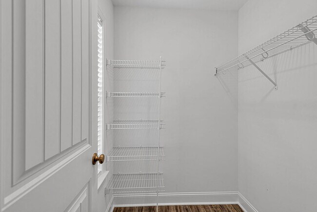 Building Photo - 203 Pastoral Ct