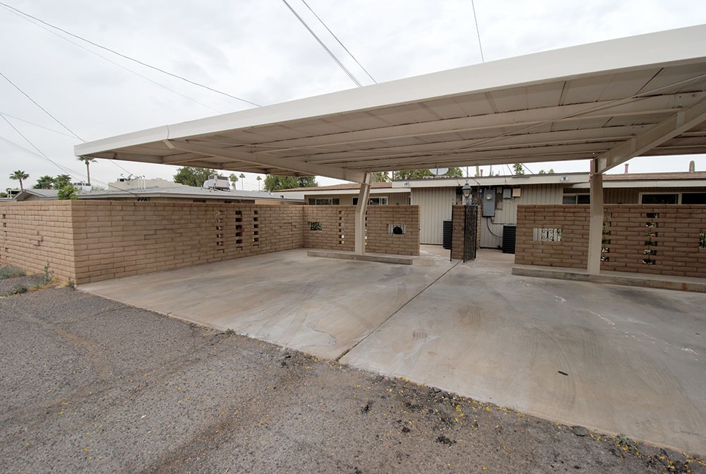 Building Photo - 3703 E Montecito Ave