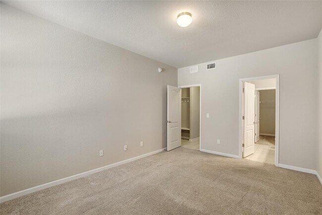 Building Photo - 524 Ferrule Dr