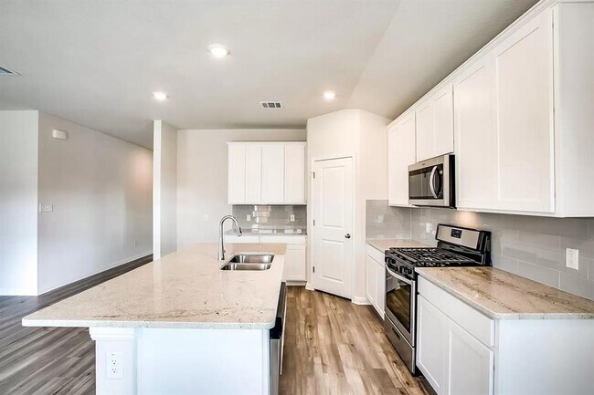 Building Photo - 6713 Coalinga Ln