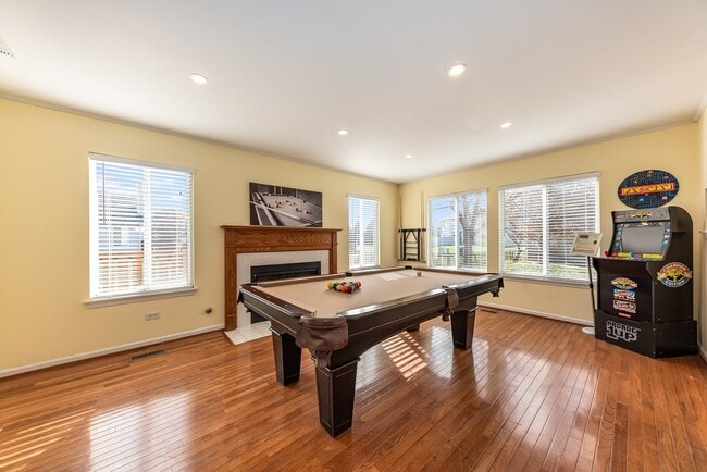 Building Photo - 2735 Skylane Dr