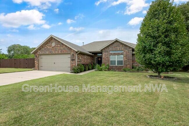 Building Photo - 307 Blair Cir