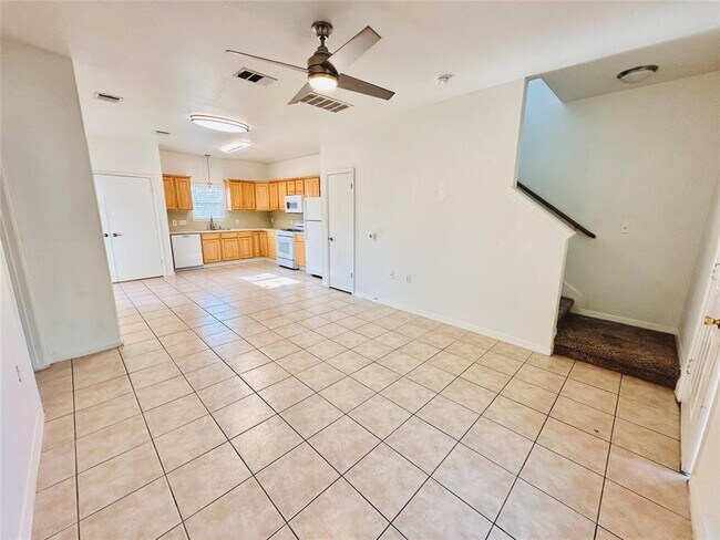 Building Photo - 6301 Crumley Ln