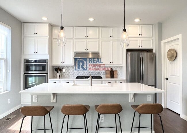 Building Photo - 2056 Sicily Cir