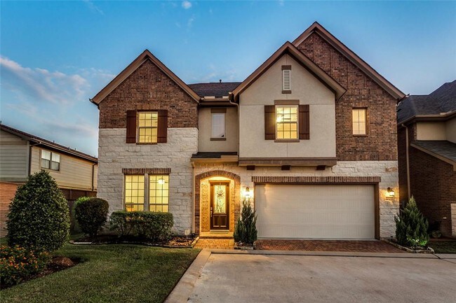 Building Photo - 18303 Parkview Point Dr