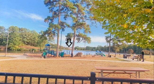 Building Photo - 7 Peeples Dr