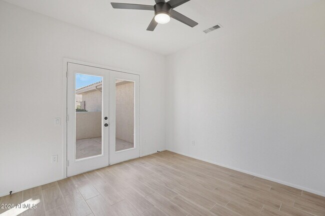 Building Photo - 22408 N Las Vegas Dr