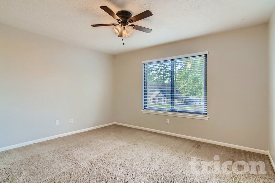 Building Photo - 7919 Annola Ln