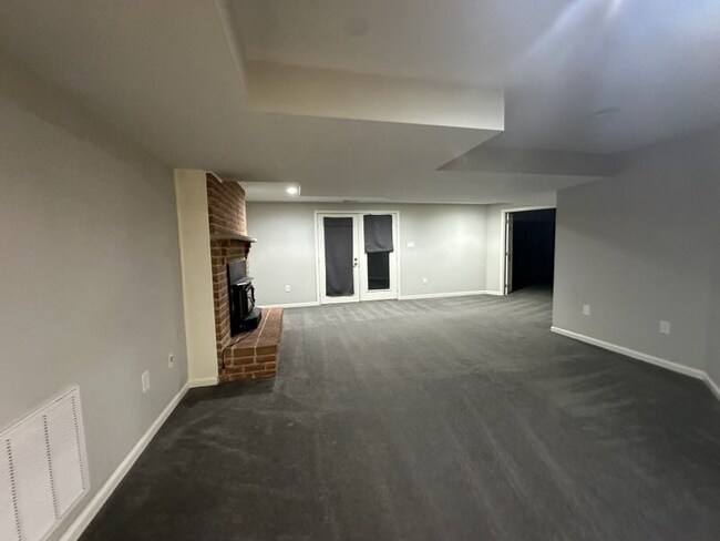 Building Photo - 13216 Chestnut Oak Dr