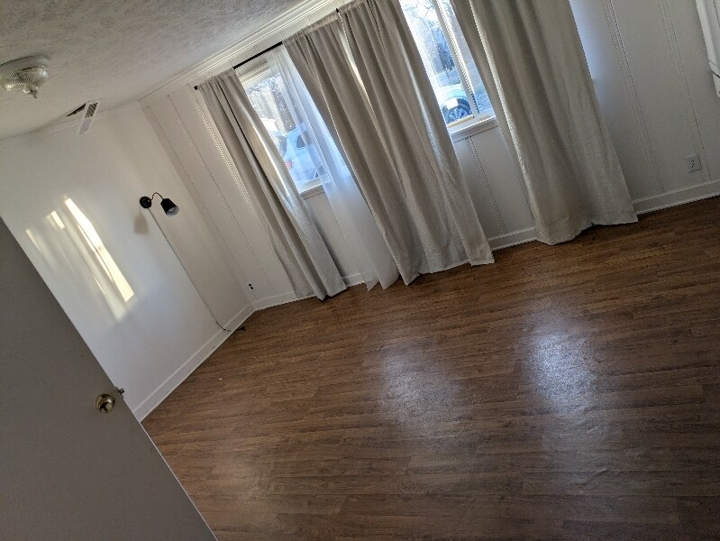 Building Photo - 217 Church St