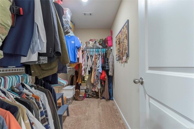 Building Photo - 820 Sunset Ct