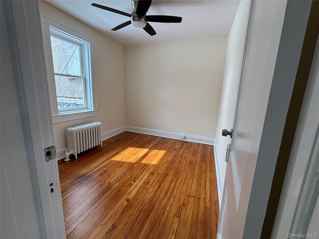 Building Photo - 8 E Carver St