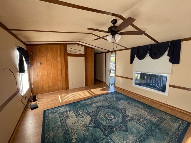 Building Photo - Quiet setting between Angier and Fuquay Varina