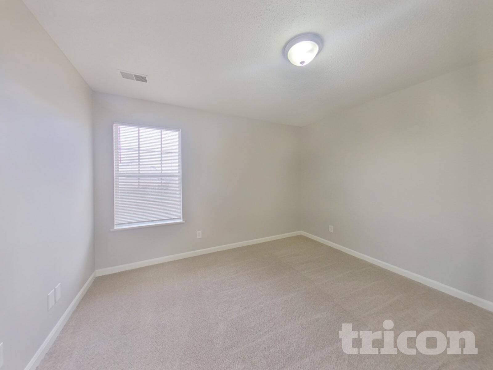 Building Photo - 415 Fox Trot Dr