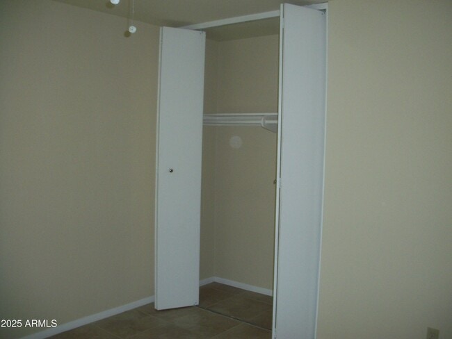 Building Photo - 3938 W Marlette Ave