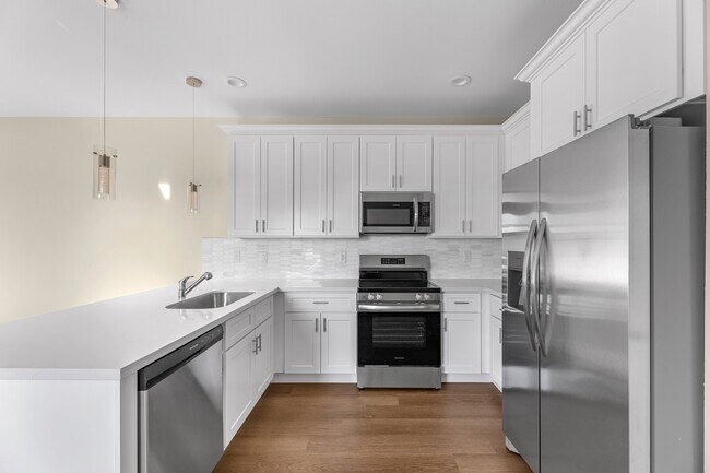 Building Photo - 3521 Ave N 1/2
