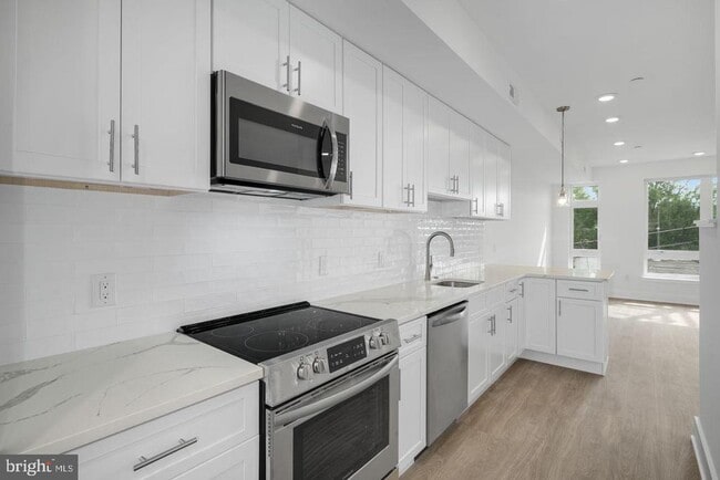 Building Photo - 2721 Federal St