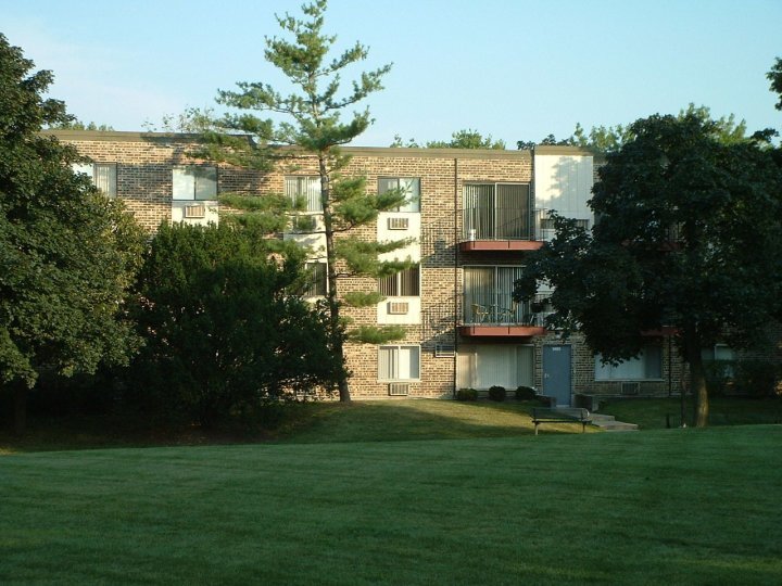 Building Photo - 1489 N Winslowe Dr