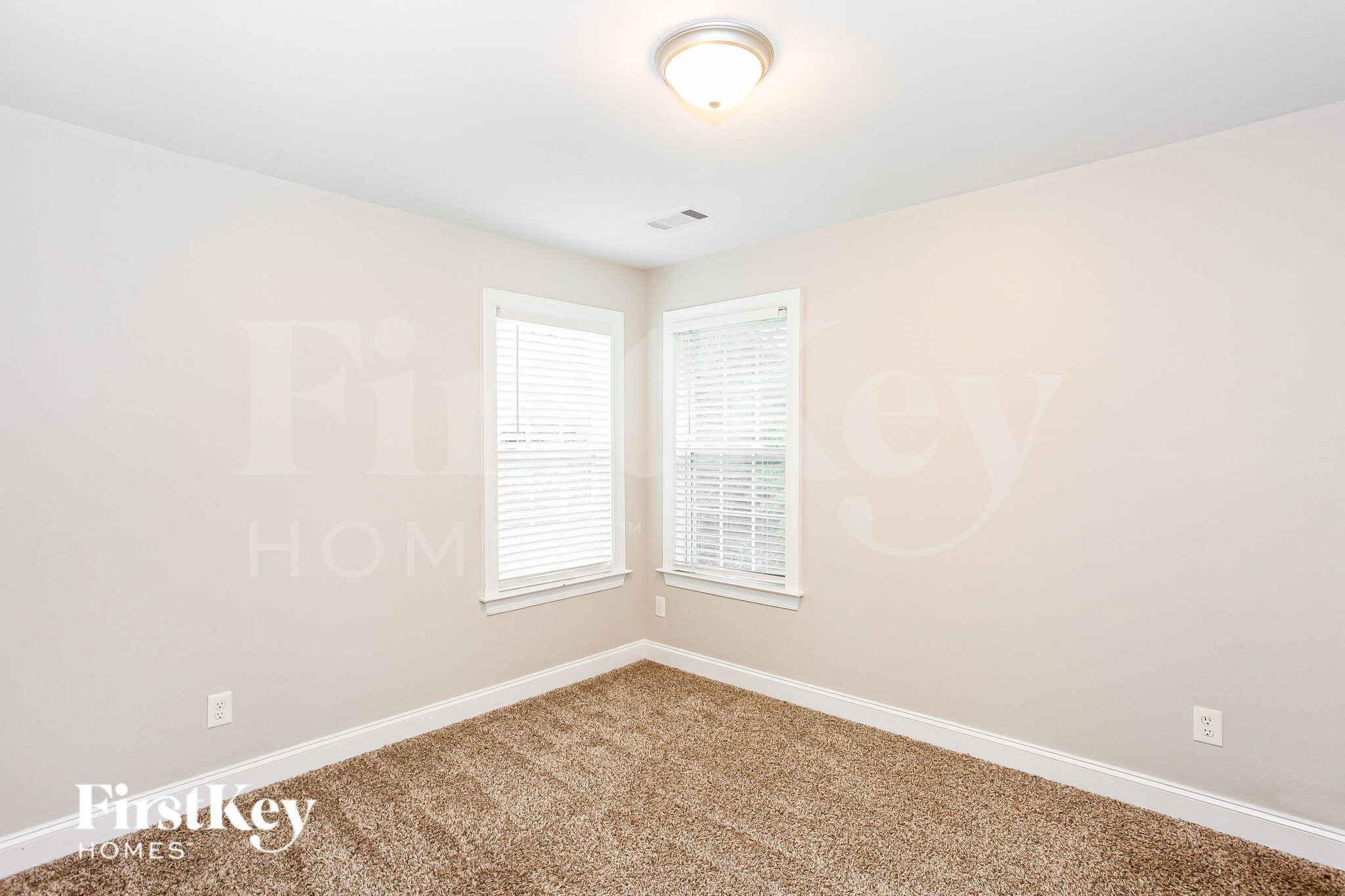 Building Photo - 10826 Dapple Grey Ln