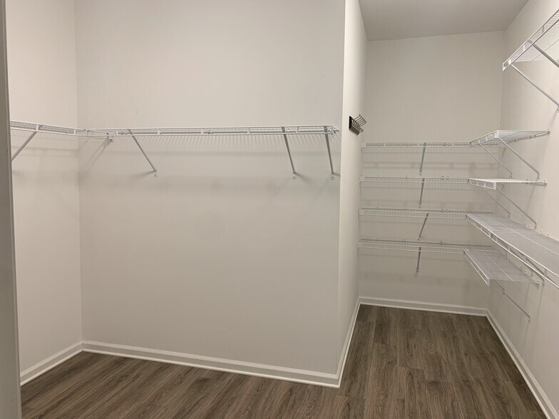 Huge closet in Primary BR - 423 Johnson Ct