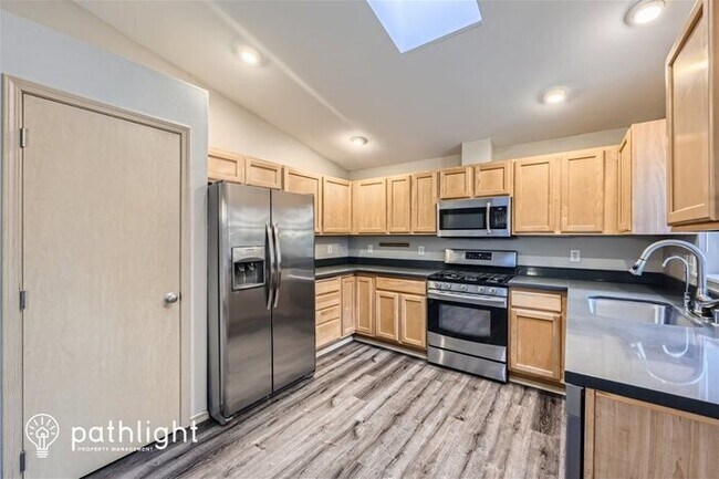 Building Photo - 7122 277th Place Northwest