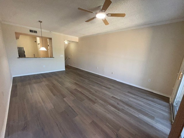 Building Photo - 5692 Bentgrass Dr